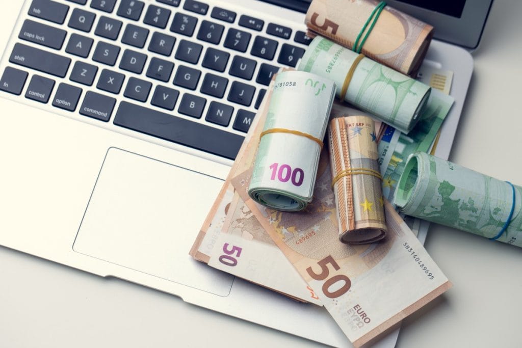 Online štednja prednosti i mane Online štednja prednosti i mane